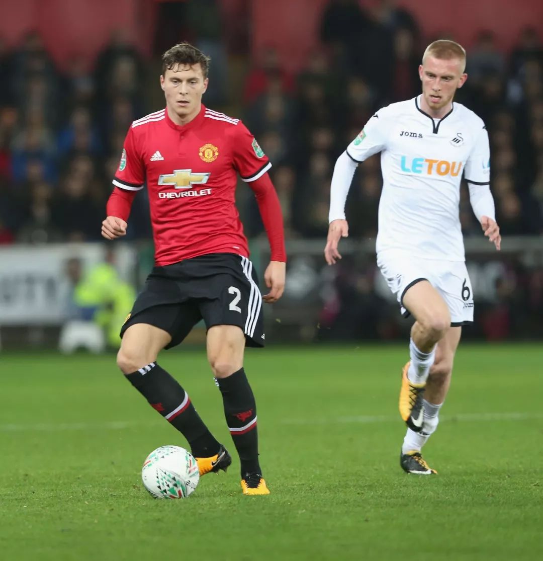 每四年一度 每四年一度